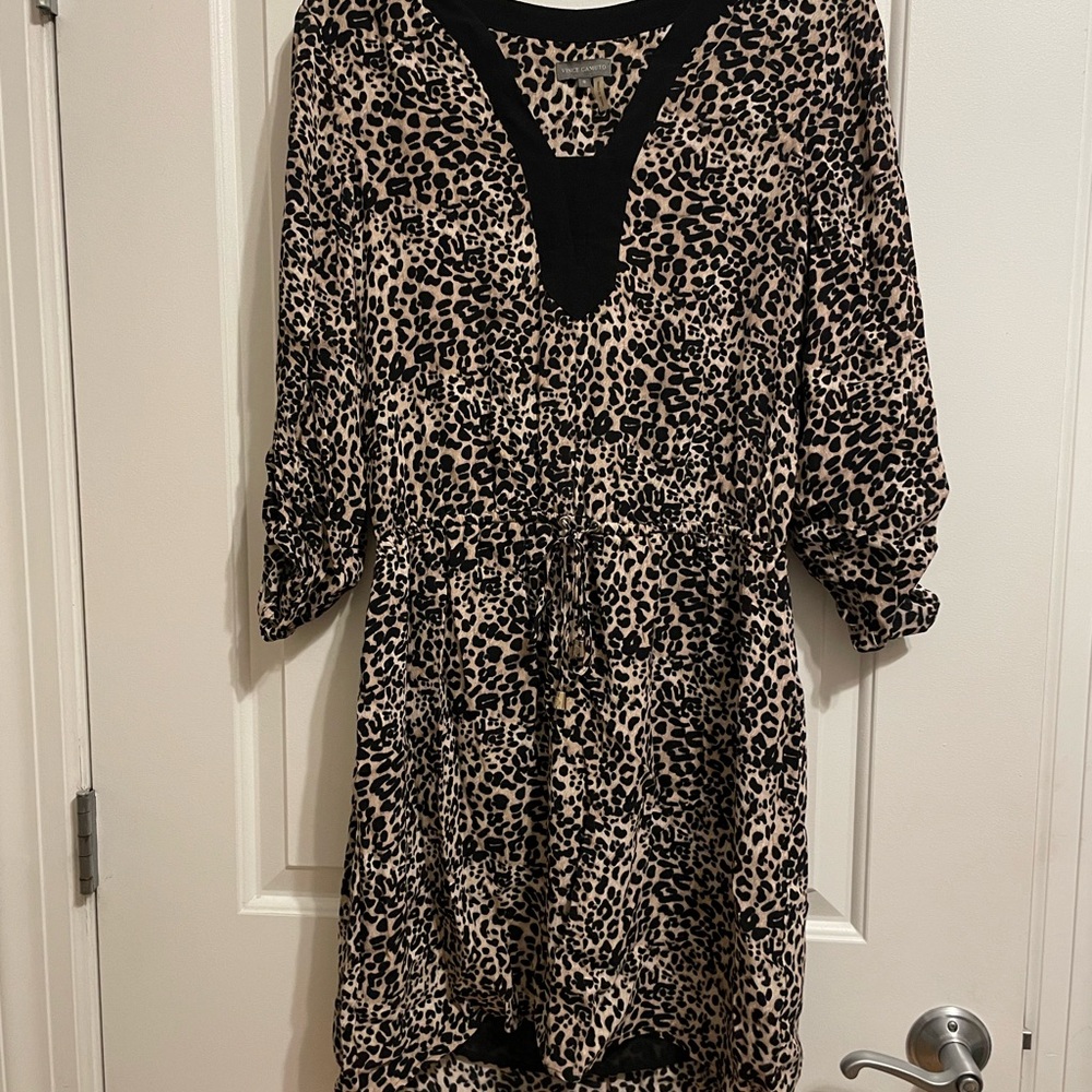 Vince Camuto Leopard Print Deess